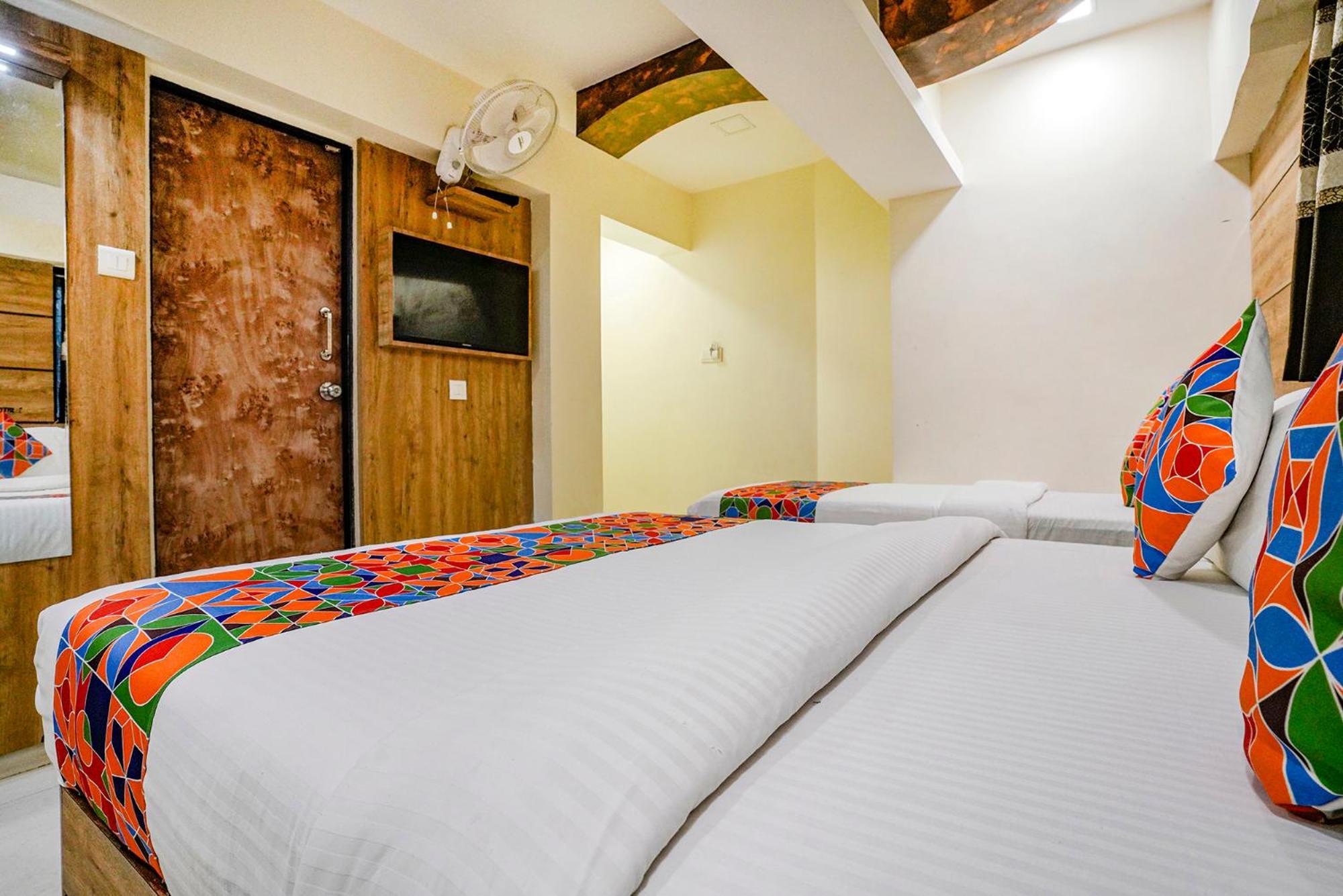 Fabexpress Amber Corp Inn - Nr Nesco Exhibition Center Mumbai Ngoại thất bức ảnh
