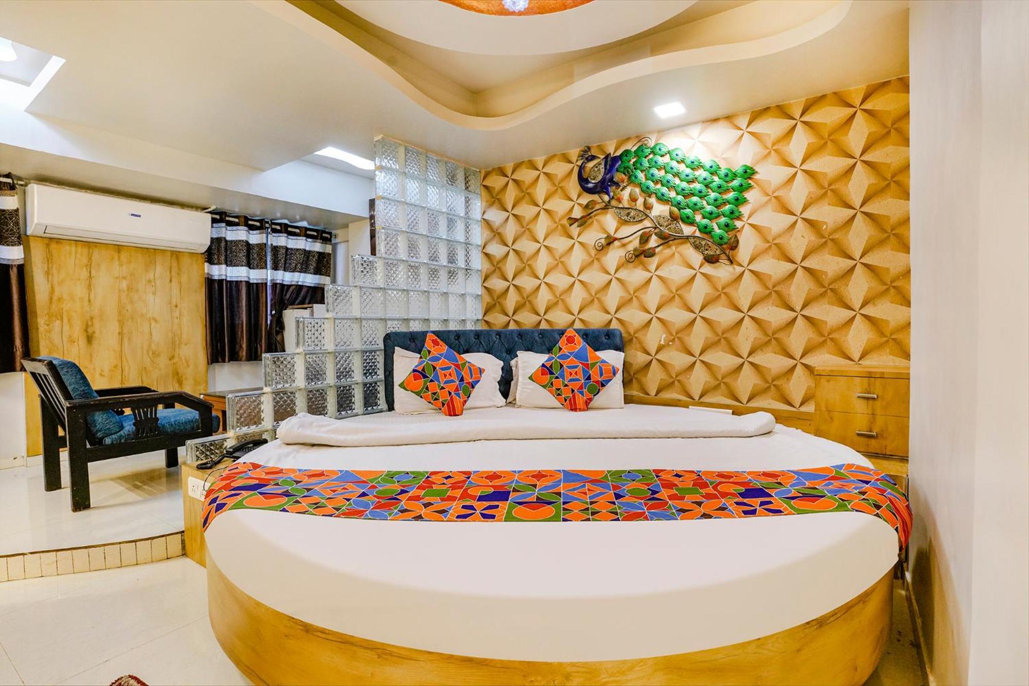 Fabexpress Amber Corp Inn - Nr Nesco Exhibition Center Mumbai Ngoại thất bức ảnh